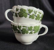 Filiżanki 2 szt Miśnia lisce winorośli Meissen płaskie 2 sz vintage 