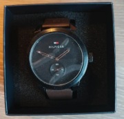 Tommy Hilfiger męski elegancki czarny zegarek + brązowy skórzany pasek