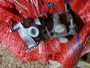 Kamaz zawór hamulcowy przekaźnikowy 2szt nowy