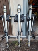 Oryginalne poprzeczki dachowe Renault Megane 4 HB + 3 uchwyty rowerowe