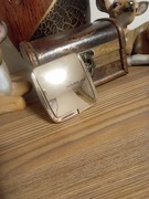 Hourglass róż do policzków Radiant Magenta 