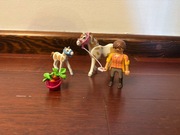 Playmobil 71242 nauka jazdy konnej i 71243 klacz ze źrebakiem 