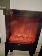 Kominek elektryczny LED efektem płomienia 3D