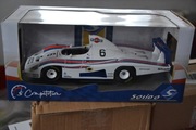 Porsche 936 Le Mans 24h 1977 1/18 Martini Ickx 