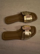 Klapki złote Primark płaskie sandały lato rozm.38