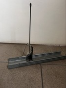 Wieszak obrotowy z elementem rozprężnym do CD-60