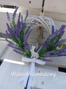 Wianek lawendowy na drzwi 