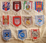 Real Ajax Liverpool Arsenal AC Milan FC Barcelona Paris proporczyki stare 