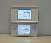 Konsola Nintendo DS Lite biała  +  zasilacz 
