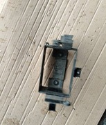 Uchwyt na akumulator kosz Suzuki GS 500