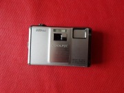 Nikon COOLPIX S1000pj Z Projektorem