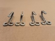 Aluminiowe haki z niemieckiego munduru