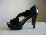 Sandały na szpilce, czarne, rozm. 39