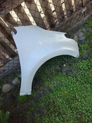 Błotnik toyota yaris 4