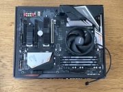 Zestaw cześci komputerowych (RAM, CPU, Płyta główna, Zasilacz)
