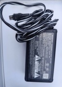 Zasilacz SONY 8,4V 1,7A 18W model. AC-L25A