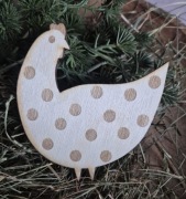 Drewniana kurka dekoracyjna