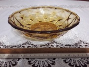 Misa, patera, owocarka, truskawki 