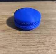 Kliker makaron w kolorze niebieskim