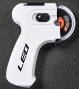 Automatyczna elektryczna wiązarka do haków haczyków wędkarskich.