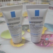 regenerujący balsam do ciała La Roche-Posay Lipikar Baume LightAP+M.