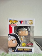 Funko POP DC #423 Wonder Woman GiTD