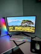 Komputer Gamingowy Pc RTX 5070 / RYZEN 7 5800X3D / 32 GB RAM / monitor 