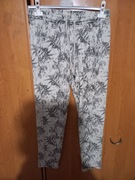 Sprzedam spodnie dresowe damskie