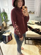 Bluza z haftem w kwiaty