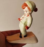Figurka z lat 60 kispest granit 14/12 cm
