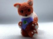 Rękodzieło figurka z filcu lisek 