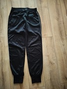 Spodnie młodzieżowe L 13+ dziewczęce super czarne dresowe 146 ocieplane