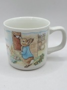 Porcelanowy kubeczek z uszkiem Peter Rabbit Wedgwood