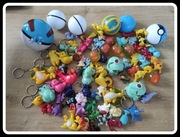 Pokemony zestaw figurek mini breloki pocketball