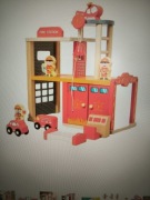 NOWA DREWNIANA STRAŻ POŻARNA REMIZA STRAŻACKA ZESTAW