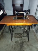 Sprzedam starą maszynę do szycia sprawná