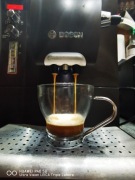 Ekspres Bosch VeroCaffe LattePro jak Siemens EQ5