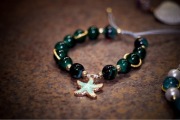 Kamień naturalny - jadeit i koraliki szklane - bransoletka handmade