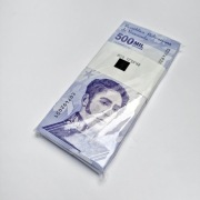 500000 Bolivarów Wenezuela paczka bankowa UNC