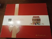 Kalendarz adwentowy z kosmetykami na każdy dzień adwentu coś innego ...