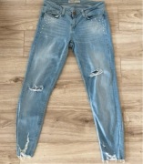 Jeansy z perłami zara przetarcia xs/34 basic Z1975