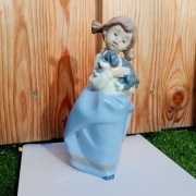 Porcelanowa figurka Nao by Lladro 