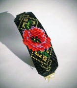 Bransoletka ręcznie robiona z czeskich koralików - idealna na prezent!