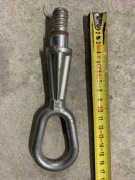 Ucho holownicze wkrętka hak BMW E90 E91 E60 E92 E87 E60 E61 E65 E70