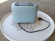 Toster firmy Moulinex 