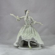 Porcelanowa figurka Arpo baletnica 
