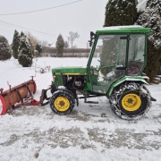 Ciągnik traktor John Deere 955sprężynówka pług brony znaczniki