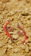 Kolczyki handmade wire wrapping – miedziane z czerwonymi koralikami