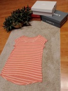 damska koszulka sportowa w kolorze biało-czerwonym