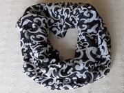 Chusta damska czarno biała / komin 2x80 cm x 45 cm